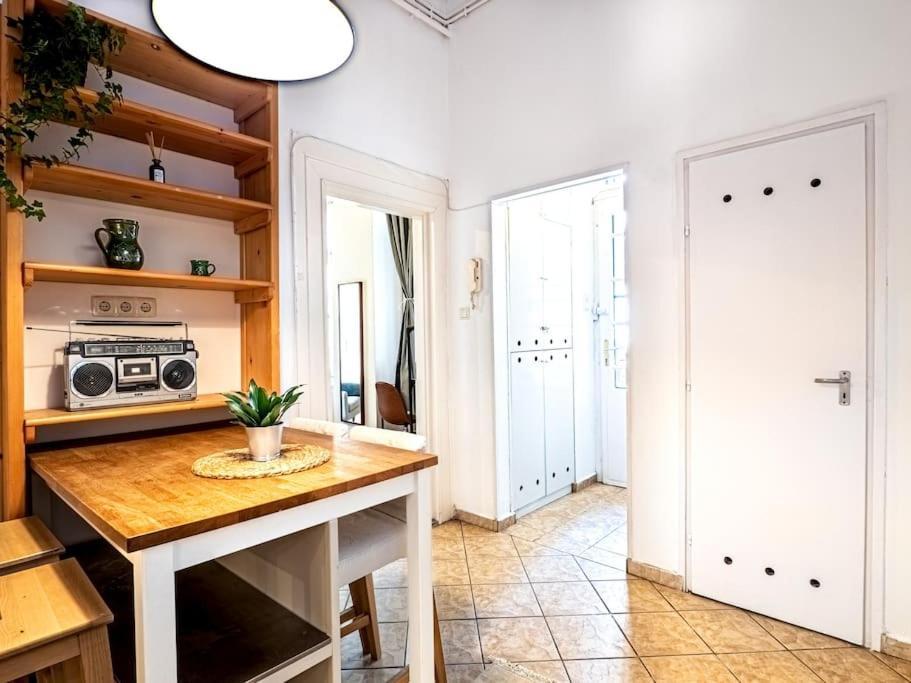 Sunshine Apartment - With Garage Boedapest Buitenkant foto